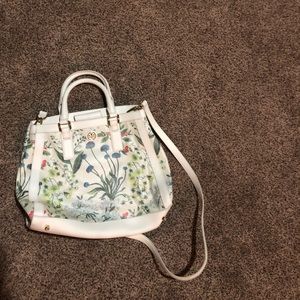 💯 Authentic Tory Burch Floral Purse